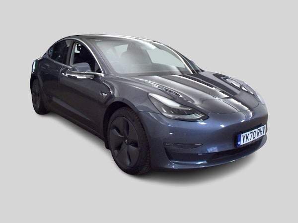 TESLA MODEL 3 SALOON