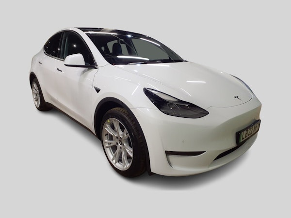 TESLA MODEL Y HATCHBACK